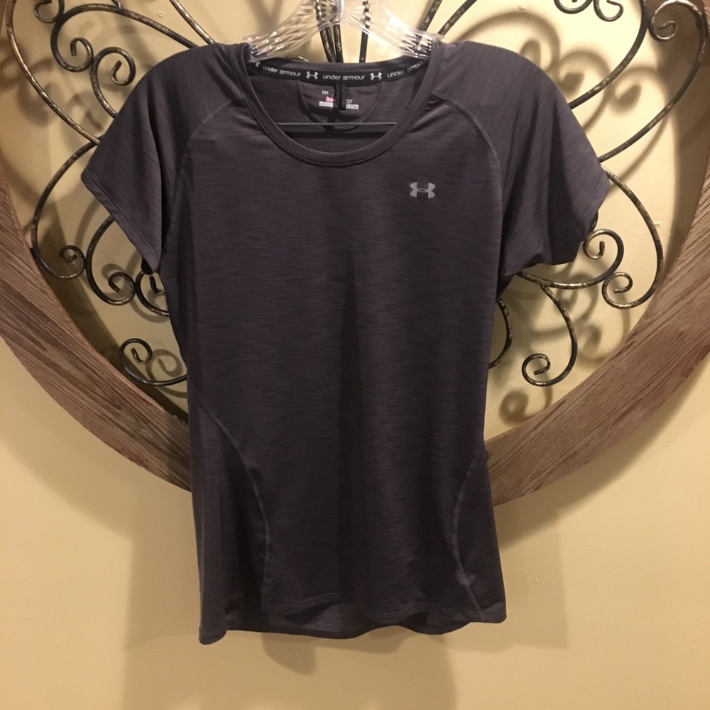 Under Armour Heat Gear Shirt - Picture 3 of 4